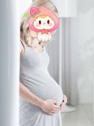 й